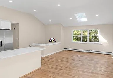 8 hillside living room